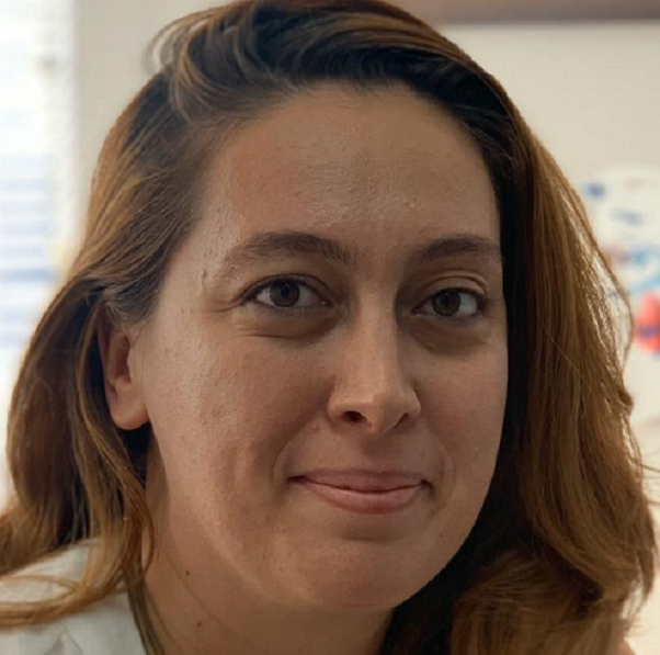 יעלה הראל פרקליטה בכפיפות מינית לחיים ויסמונסקי עם אינדיקציות לרומן